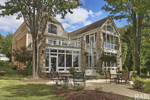 38856 N Cedar Crest Dr, Lake Villa, IL 60046