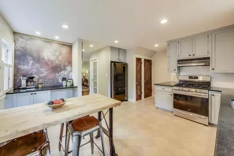 623 Judson Ave, Evanston, IL 60202 photo 10