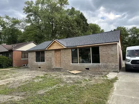 737 E 155th Pl, South Holland, IL 60473