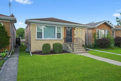 Exterior - 62 E 144th St, Riverdale, IL 60827 photo 2 of 5