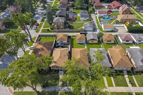 View/Area - 62 E 144th St, Riverdale, IL 60827 photo 3 of 3