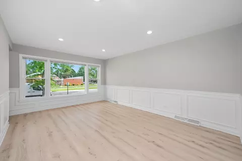 Living - 62 E 144th St, Riverdale, IL 60827 photo 1 of 7