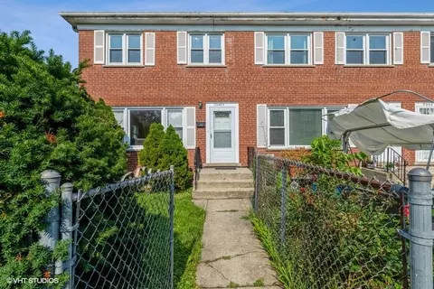 9348 Noel Ave #A, Des Plaines, IL 60016
