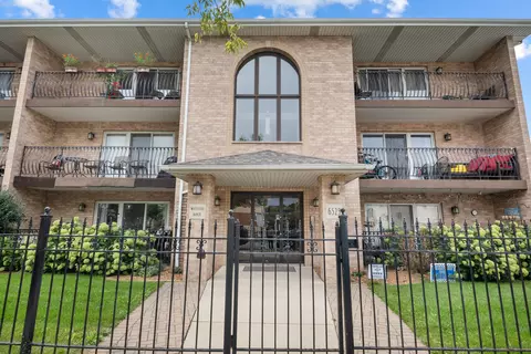 6525 W 63rd St #1B, Chicago, IL 60638