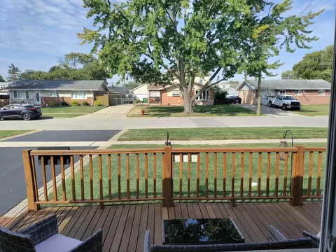 8741 S Cranbrook Ln, Bridgeview, IL 60455 photo 29