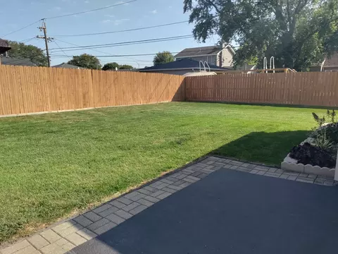 8741 S Cranbrook Ln, Bridgeview, IL 60455 photo 7