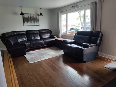 8741 S Cranbrook Ln, Bridgeview, IL 60455 photo 8