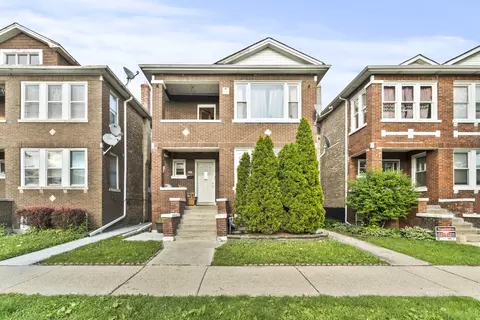 1639 S 58th Ct, Cicero, IL 60804