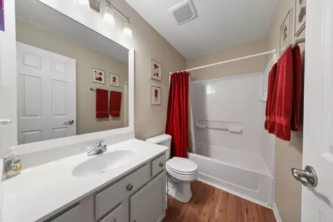 Bath - 1468 Sedge Pass, Minooka, IL 60447 photo 3 of 3