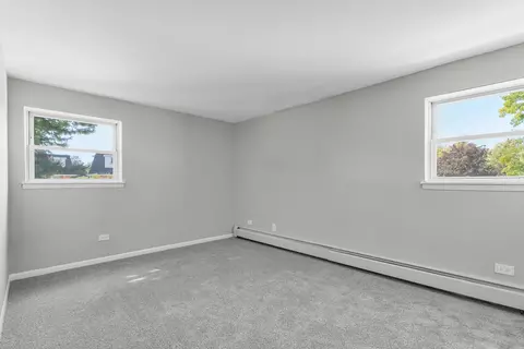 Bedroom - 301 E Plainfield Rd #4, La Grange, IL 60525 photo 1 of 2