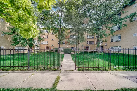 6145 N Seeley Ave #3B, Chicago, IL 60659