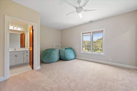 Bedroom - 30 W260 White Oak Ln, Wayne, IL 60184 photo 6 of 8