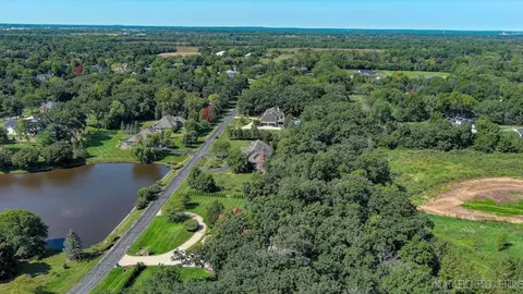 View/Area - 30 W260 White Oak Ln, Wayne, IL 60184 photo 8 of 16