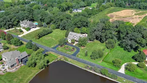 View/Area - 30 W260 White Oak Ln, Wayne, IL 60184 photo 10 of 16