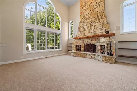 Living - 30 W260 White Oak Ln, Wayne, IL 60184 photo 2 of 6