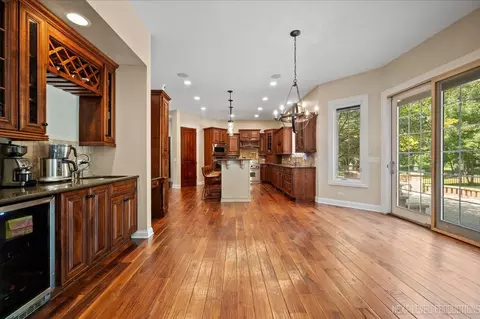 Kitchen - 30 W260 White Oak Ln, Wayne, IL 60184 photo 1 of 3