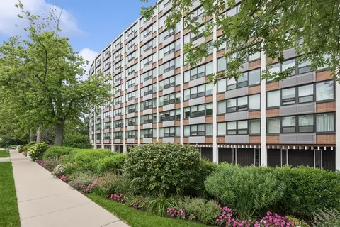 1630 Sheridan Rd #8K, Wilmette, IL 60091