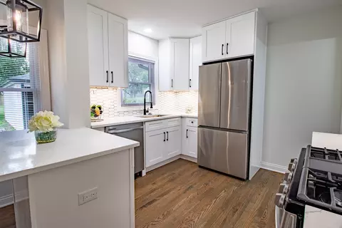 Kitchen - 408 S Maple St, Itasca, IL 60143 photo 3 of 3
