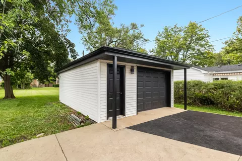 Exterior - 408 S Maple St, Itasca, IL 60143 photo 2 of 4