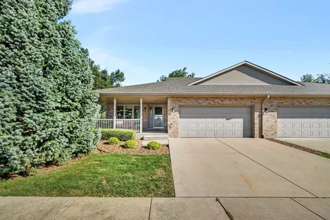 205 Fox Run Dr, Elwood, IL 60421