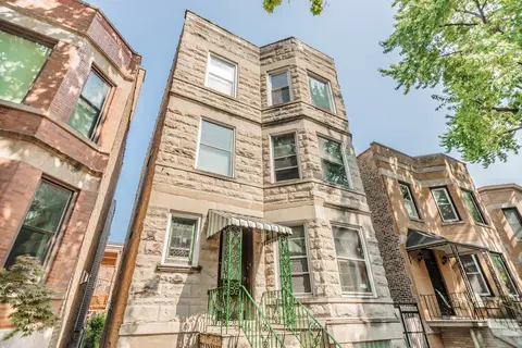 3853 N Janssen Ave, Chicago, IL 60613