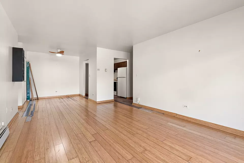 Living - 16 W540 Lake Dr #9-104, Willowbrook, IL 60527 photo 2 of 2