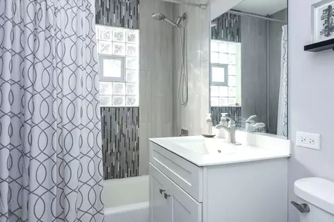 1212 Underwood Ter, Wheaton, IL 60189 photo 12