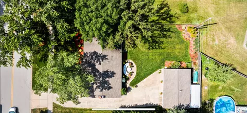 1735 Highland Blvd, Hoffman Estates, IL 60169 photo 23