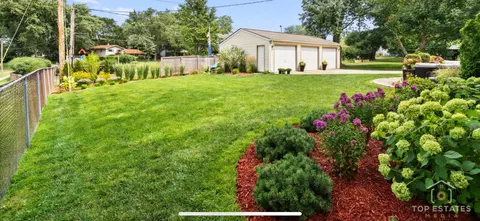 1735 Highland Blvd, Hoffman Estates, IL 60169 photo 20