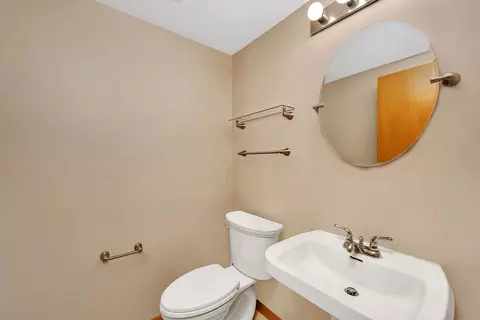 Bath - 4215 Bluegrass Ln, Plainfield, IL 60586 photo 1 of 4