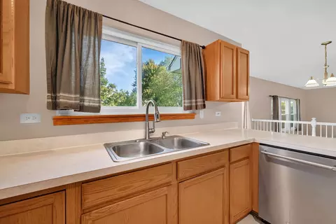 Kitchen - 4215 Bluegrass Ln, Plainfield, IL 60586 photo 3 of 5