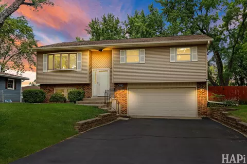 Exterior - 4708 Bonner Dr, Mchenry, IL 60050 photo 4 of 4