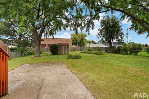 Exterior - 4708 Bonner Dr, Mchenry, IL 60050 photo 2 of 4