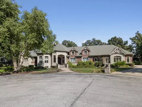 50 Elizabeth Ln, Palos Park, IL 60464