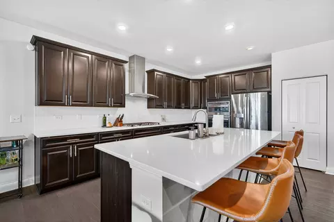 16038 S Selfridge Cir, Plainfield, IL 60586 photo 11