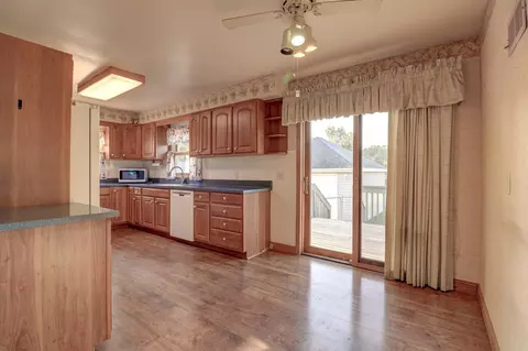 602 E 3rd St, Rock Falls, IL 61071 photo 8