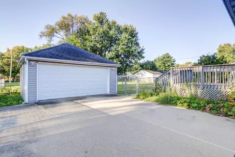 602 E 3rd St, Rock Falls, IL 61071 photo 4