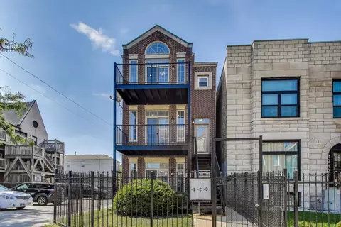 4244 S Langley Ave, Chicago, IL 60653
