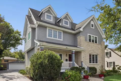 300 E Crescent Ave, Elmhurst, IL 60126 photo 2