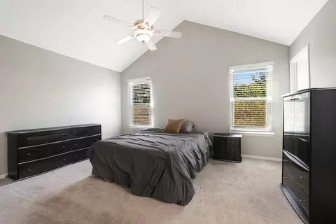 Bedroom - 1384 Northgate Dr, Bartlett, IL 60103 photo 1 of 3
