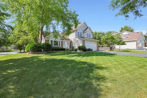 Exterior - 1384 Northgate Dr, Bartlett, IL 60103 photo 2 of 6