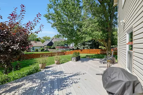 Exterior - 1384 Northgate Dr, Bartlett, IL 60103 photo 3 of 6