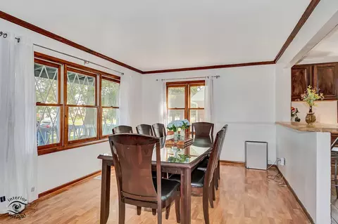 Dining - 7743 Columbia Dr, Bridgeview, IL 60455 photo 2 of 3