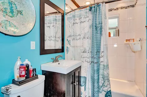 Bath - 7743 Columbia Dr, Bridgeview, IL 60455 photo 1 of 3