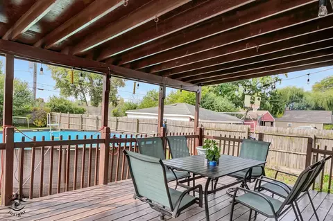 Exterior - 7743 Columbia Dr, Bridgeview, IL 60455 photo 2 of 5