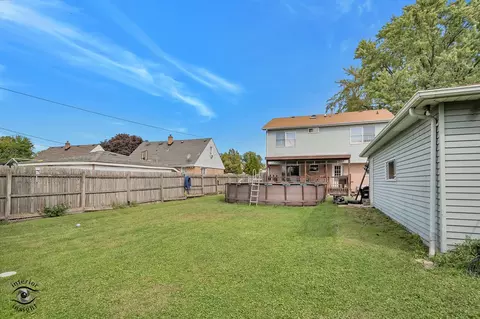 Exterior - 7743 Columbia Dr, Bridgeview, IL 60455 photo 5 of 5