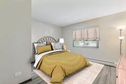 Bedroom - 1279 Harding Ave #2B, Des Plaines, IL 60016 photo 2 of 2