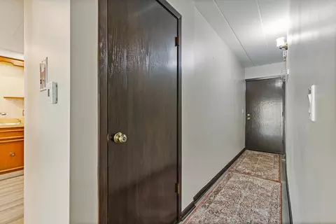 Entry Way - 1279 Harding Ave #2B, Des Plaines, IL 60016 photo 1 of 1