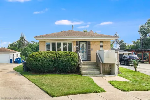 4207 W Jobev Ln, Alsip, IL 60803