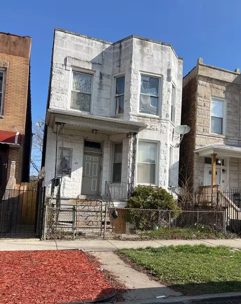 3912 W Arthington St, Chicago, IL 60624